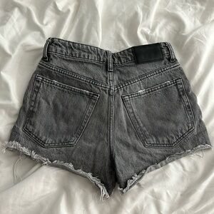 ZARA JEAN SHORTS - PRICE CAN BE NEGOTIATED
